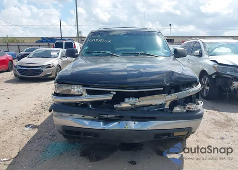 2000 Chevrolet Tahoe All New Ls from USA, damaged, VIN 1GNEC13T0YJ158053